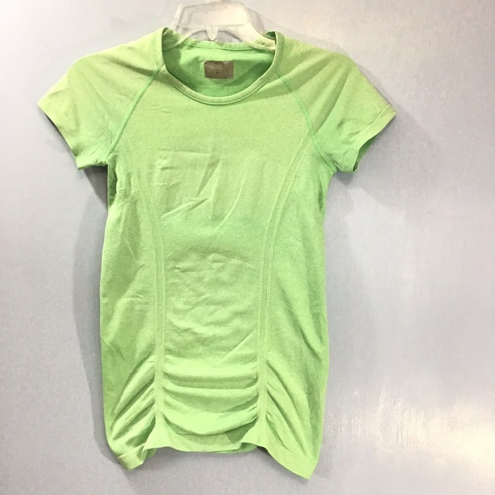 🌷Athleta Green Workout T-Shirt Ruching
